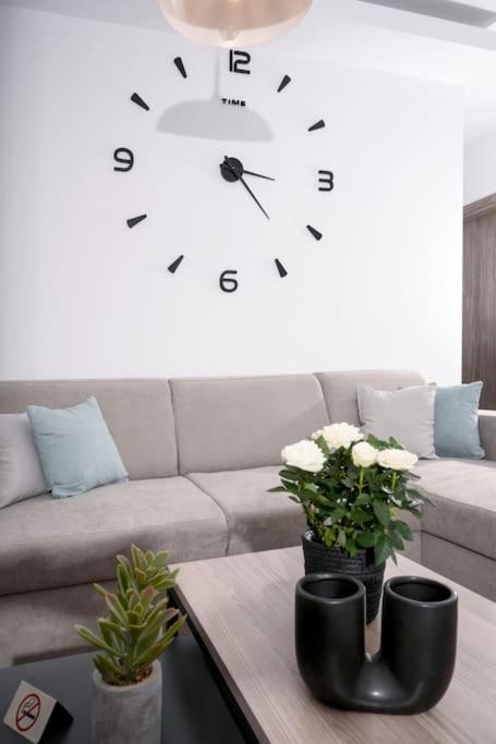 Marie'S Luxury City Center Apartment Heraklion Exteriör bild